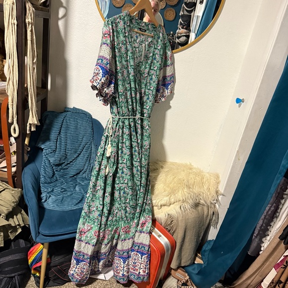 BloomChic Green Floral Dress - Picture 2 of 6